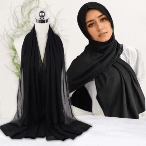 شيلة سوداء فاخرة — إطلالة أنيقة كل يوم